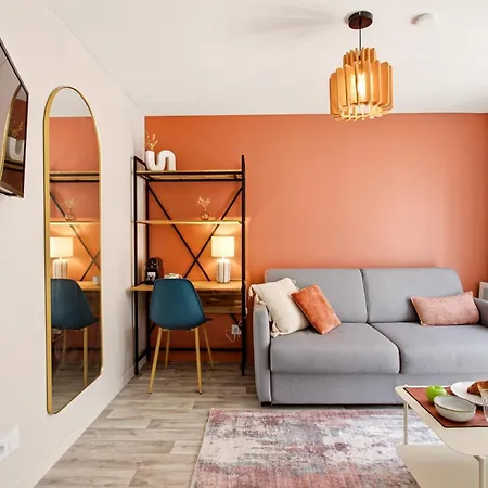 Apartment 101 - F1 Hypercentre - Wifi - Tram A 20m Caen